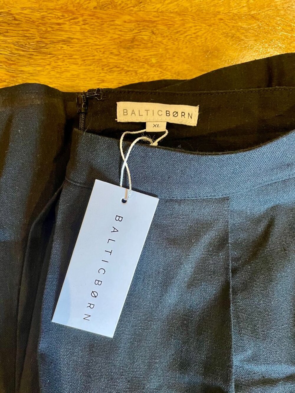 NWT Pleated Black Midi Skirt - Picture 6 of 7